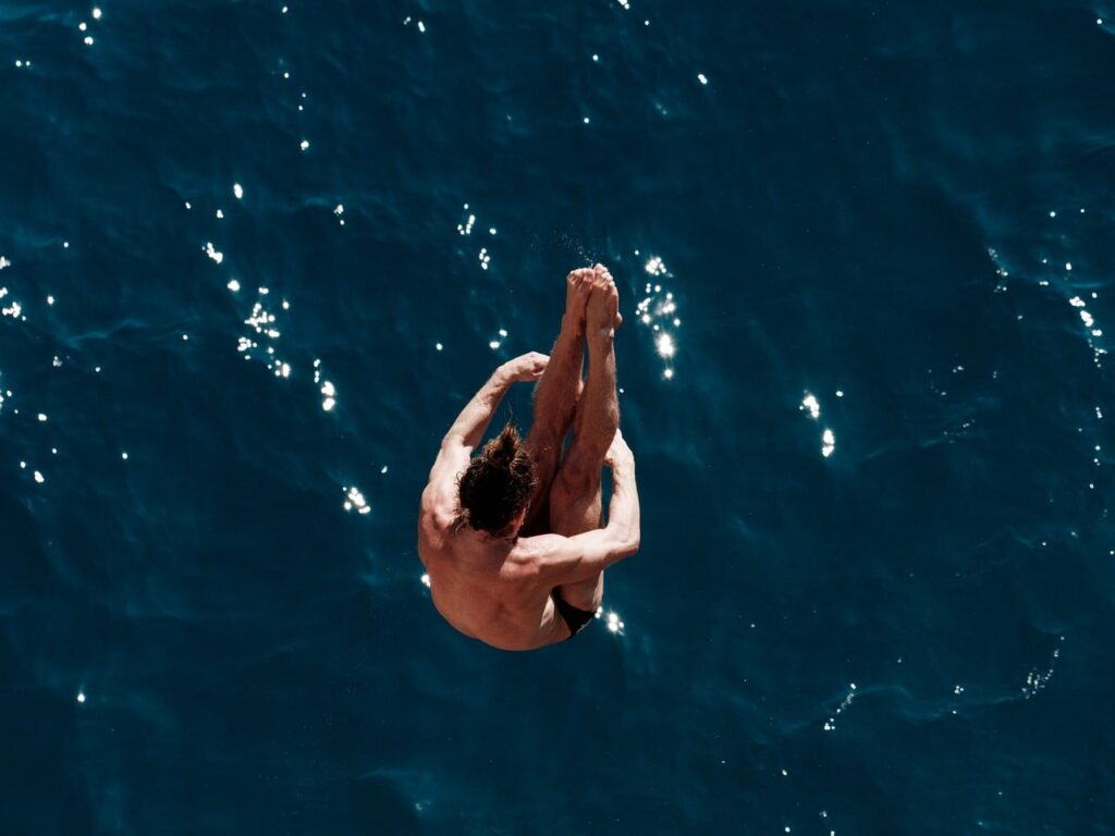 ACL断裂を予防するための体幹トレーニング方法は？